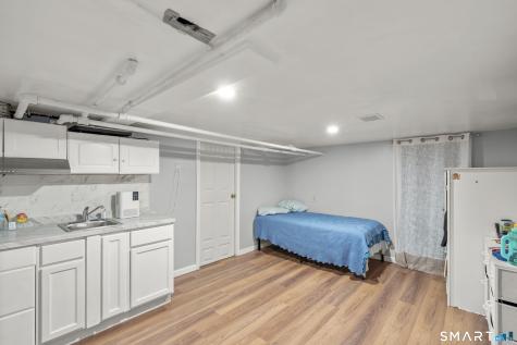216 Hillside Avenue Naugatuck CT 06770