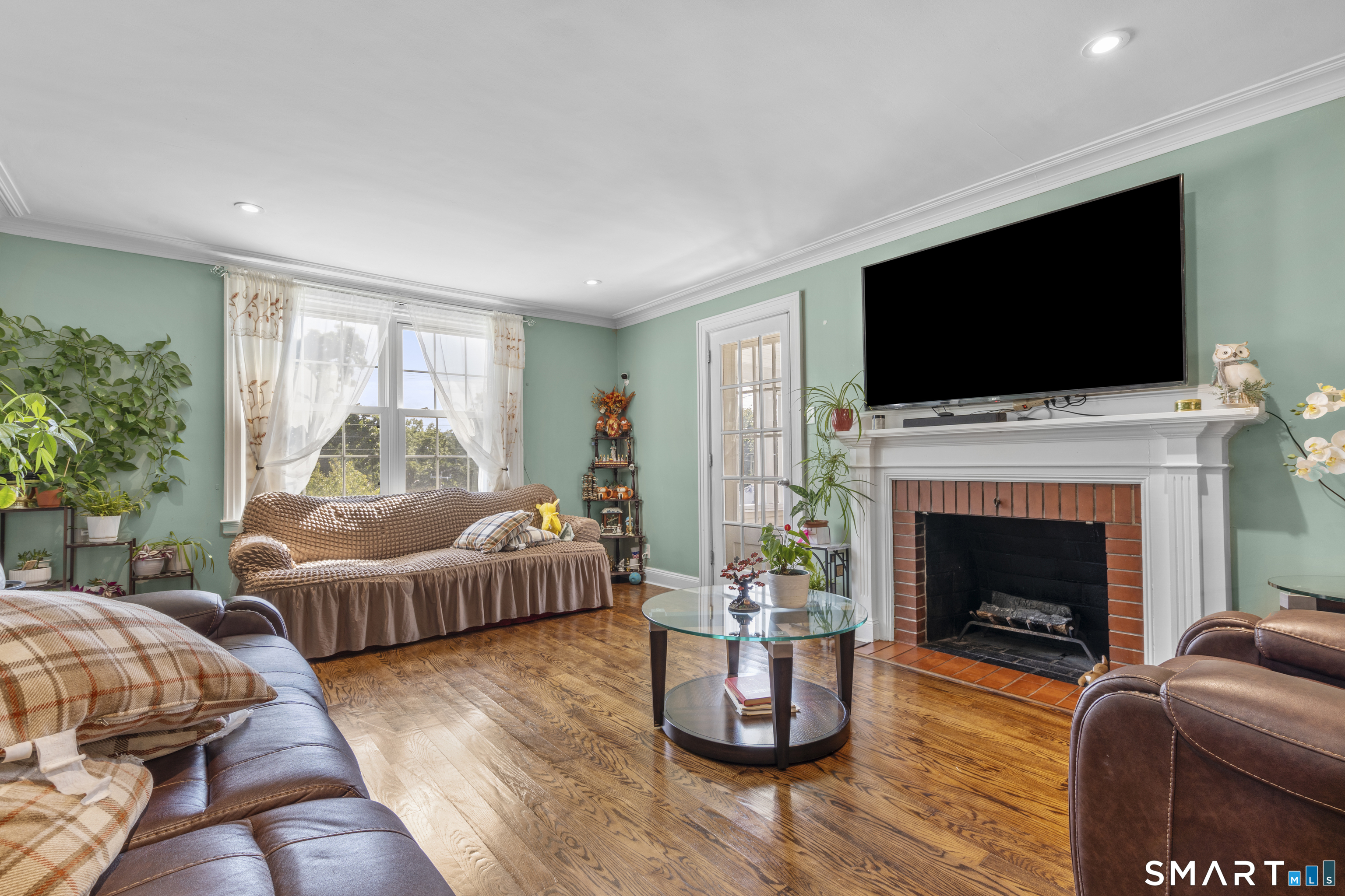 216 Hillside Avenue Naugatuck CT 06770