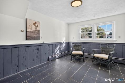 29 Old Black Point Road East Lyme CT 06357