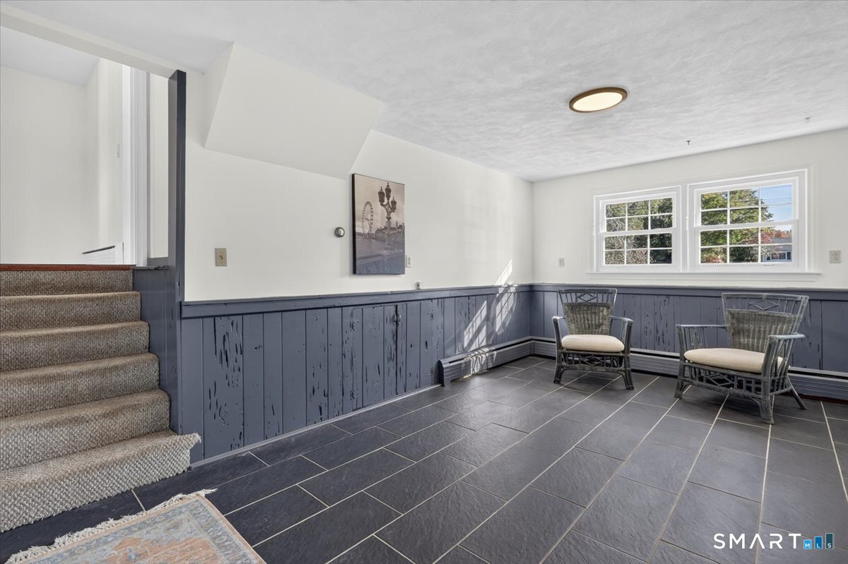 29 Old Black Point Road East Lyme CT 06357