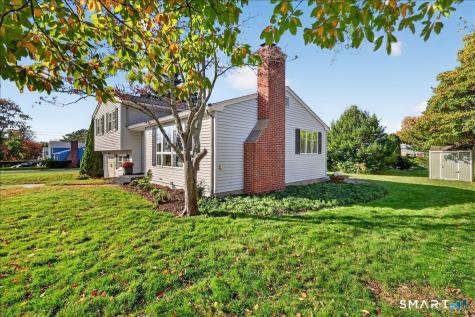 29 Old Black Point Road East Lyme CT 06357