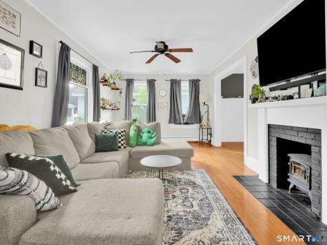 6 Francis Place Norwich CT 06360