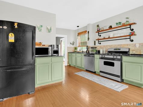 6 Francis Place Norwich CT 06360