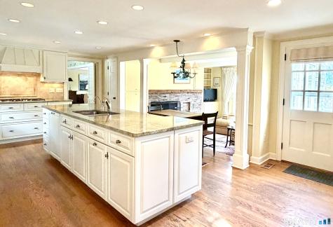 126 Clift Street Groton CT 06355