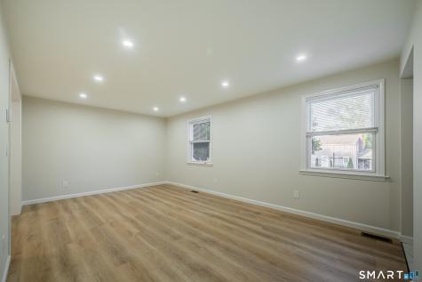 132 Hollyberry Lane Plainville CT 06062