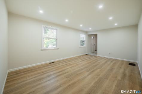132 Hollyberry Lane Plainville CT 06062