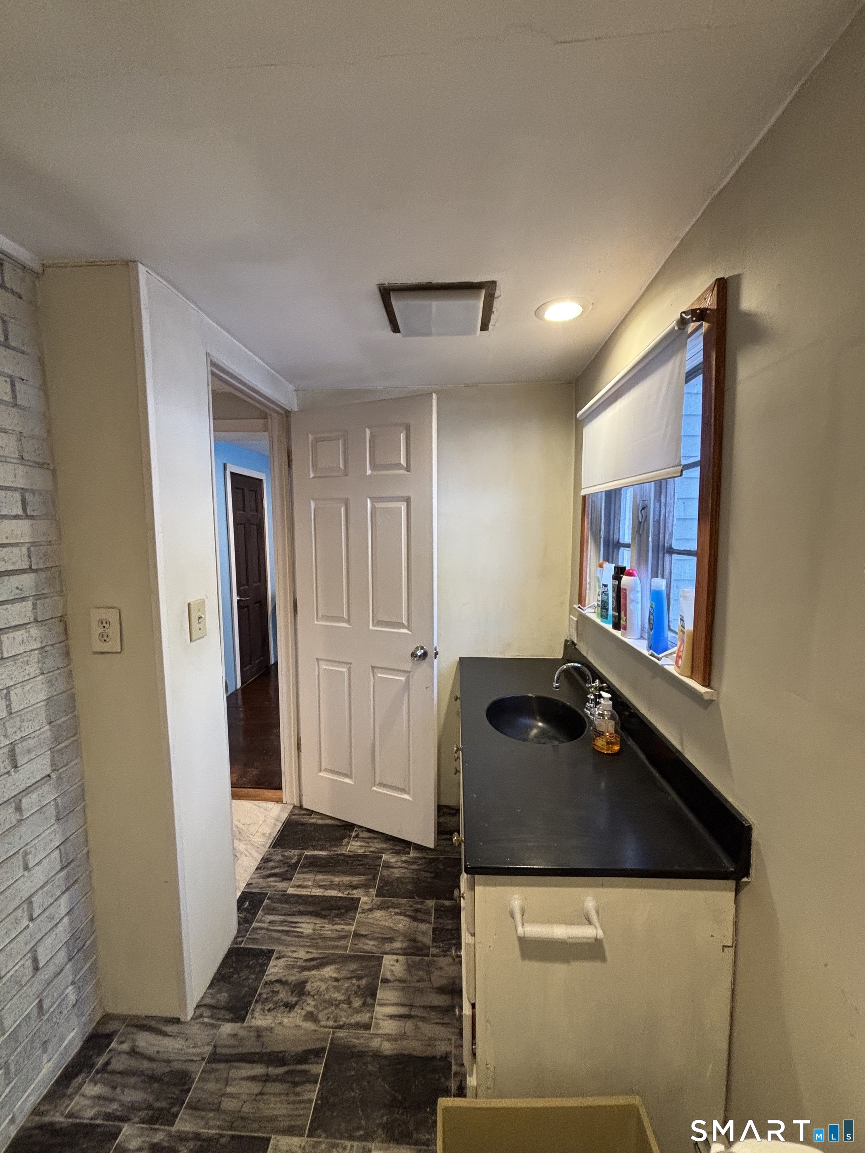 25 Goose Green Road Barkhamsted CT 06063