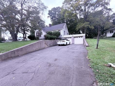 6 Paradise Avenue Hamden CT 06514