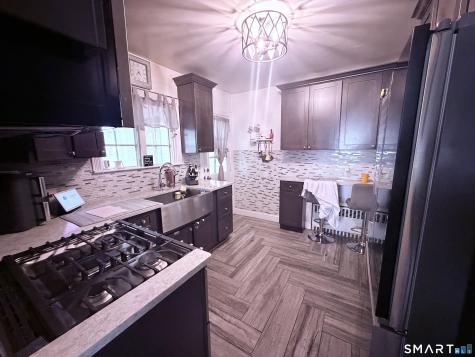 6 Paradise Avenue Hamden CT 06514