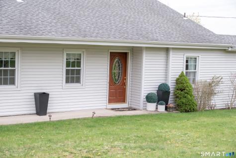 132 Kings Highway North Haven CT 06473