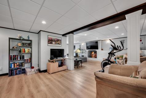 21 Long Meadow Road Bethlehem CT 06751