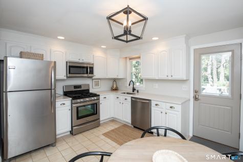 130 Meetinghouse Ridge Meriden CT 06450