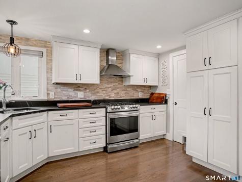 10 Shorefront Park Norwalk CT 06854
