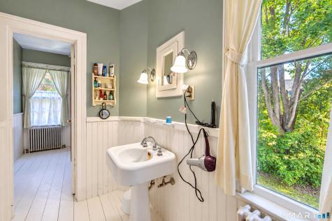 157 Washington Street Norwich CT 06360