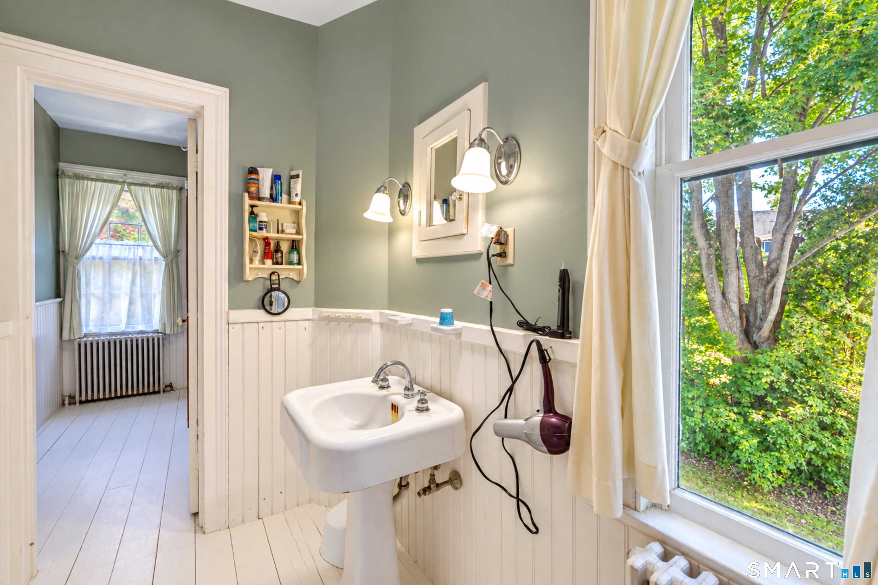 157 Washington Street Norwich CT 06360