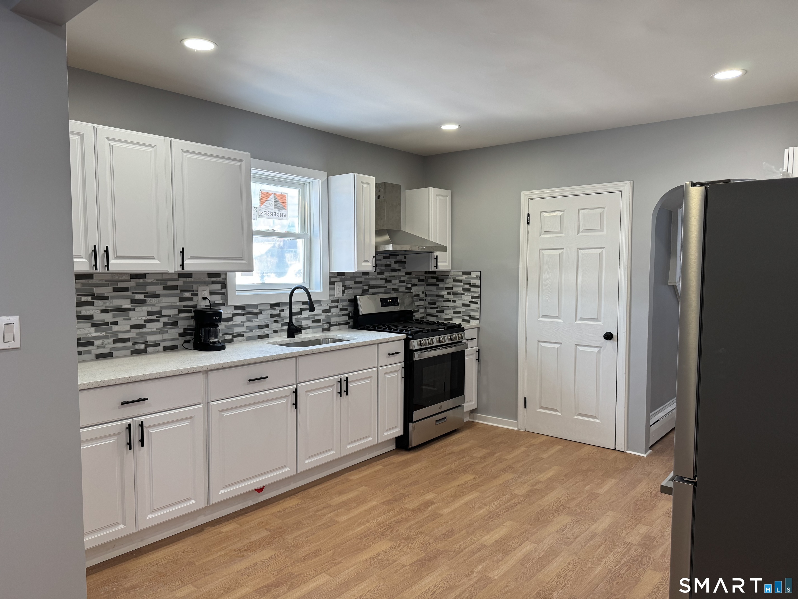 299 Linnmoore Street Hartford CT 06106