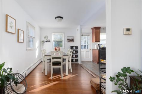 6 Raymond Road Woodbridge CT 06525