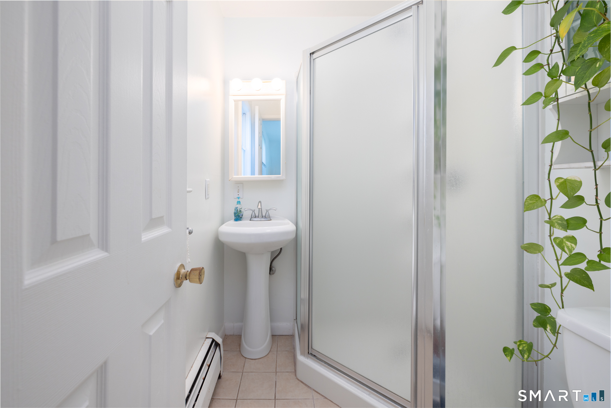 6 Raymond Road Woodbridge CT 06525