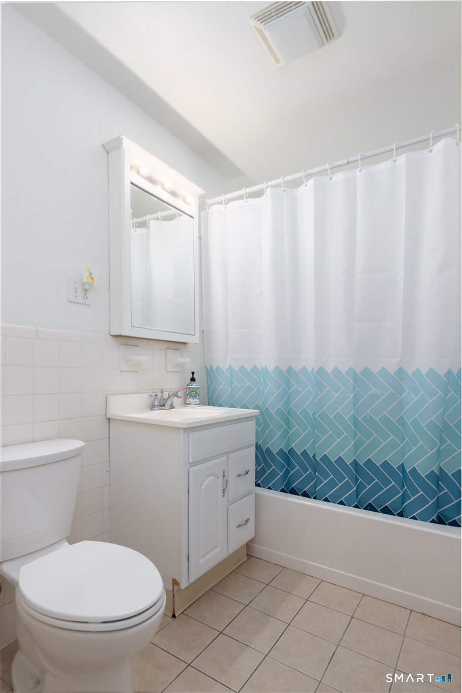 6 Raymond Road Woodbridge CT 06525