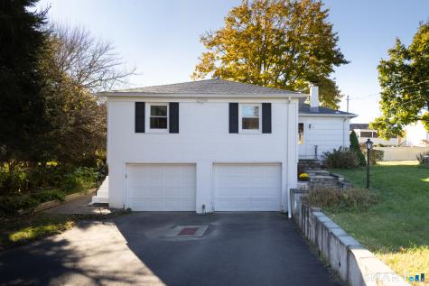 6 Raymond Road Woodbridge CT 06525