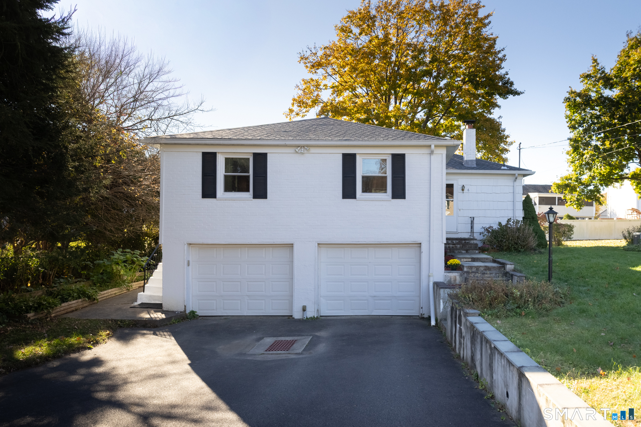 6 Raymond Road Woodbridge CT 06525