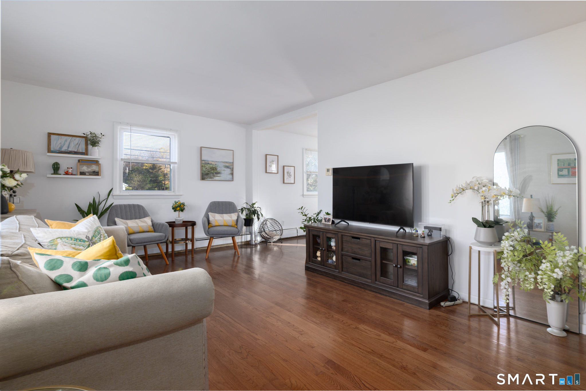 6 Raymond Road Woodbridge CT 06525