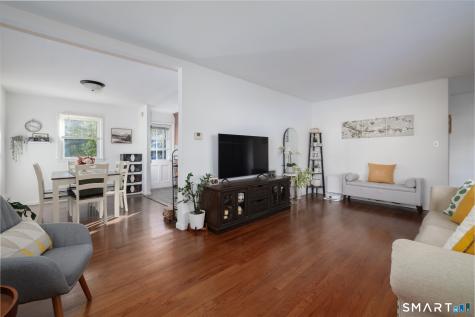 6 Raymond Road Woodbridge CT 06525