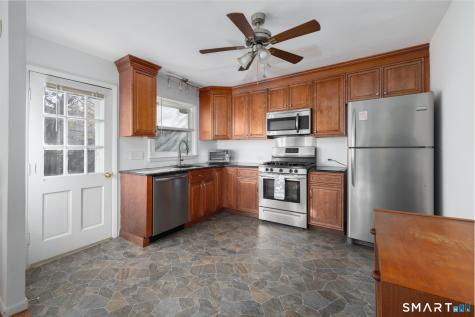 6 Raymond Road Woodbridge CT 06525