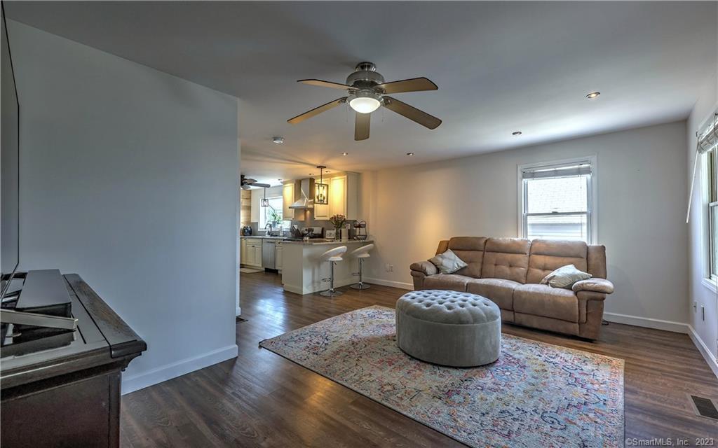 93 Fairview Avenue West Haven CT 06516