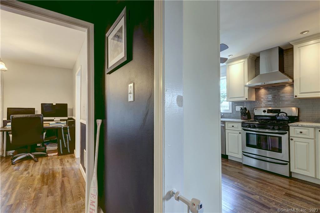 93 Fairview Avenue West Haven CT 06516