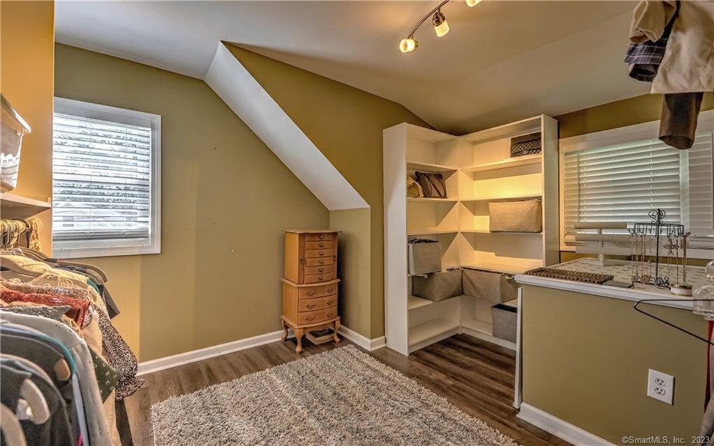 93 Fairview Avenue West Haven CT 06516