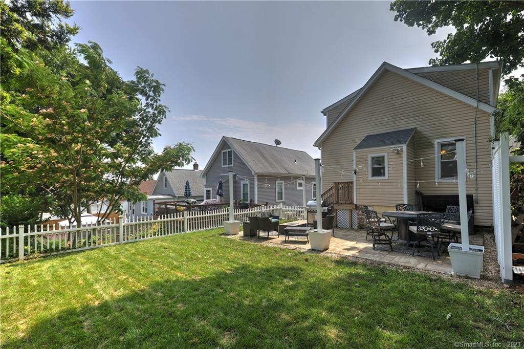 93 Fairview Avenue West Haven CT 06516