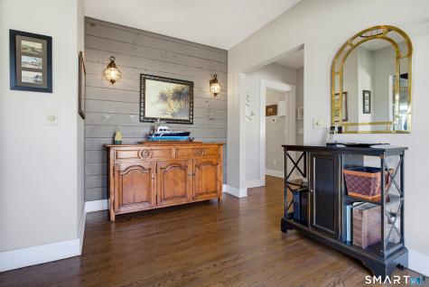 89 Seaview Avenue Branford CT 06405