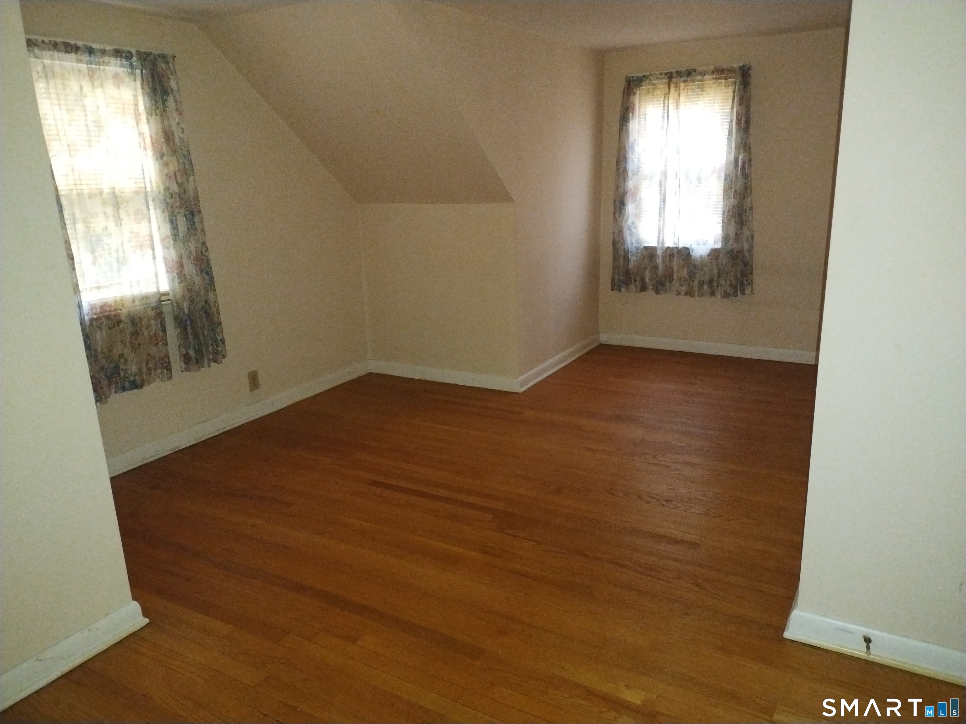 140 Beardsley Park Terrace Bridgeport CT 06610