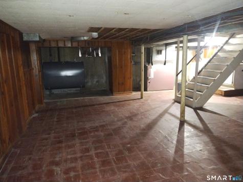 140 Beardsley Park Terrace Bridgeport CT 06610