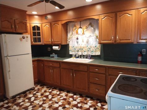 140 Beardsley Park Terrace Bridgeport CT 06610