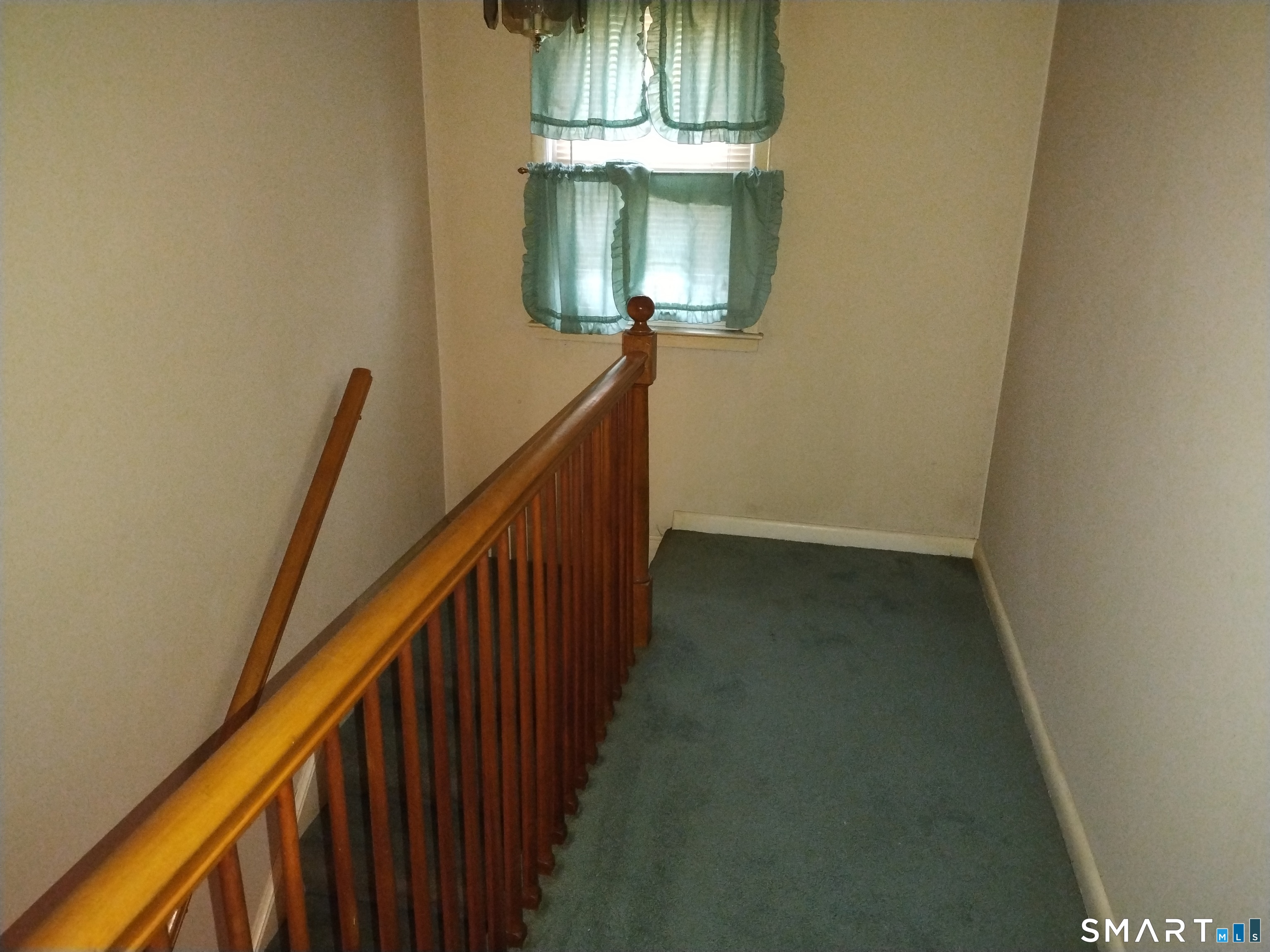 140 Beardsley Park Terrace Bridgeport CT 06610