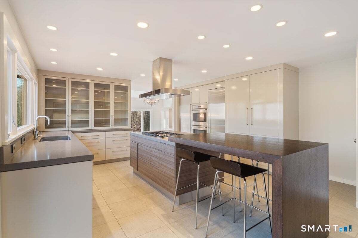 9 Patchen Lane Weston CT 06883