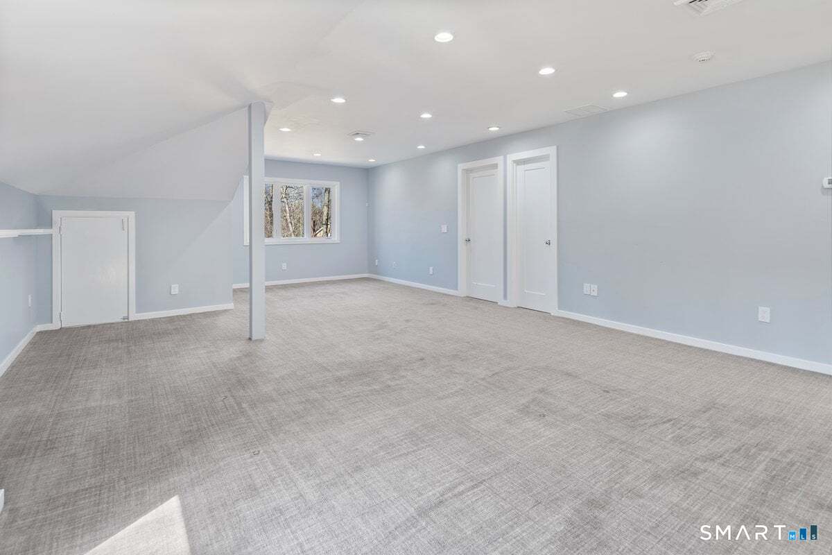 9 Patchen Lane Weston CT 06883