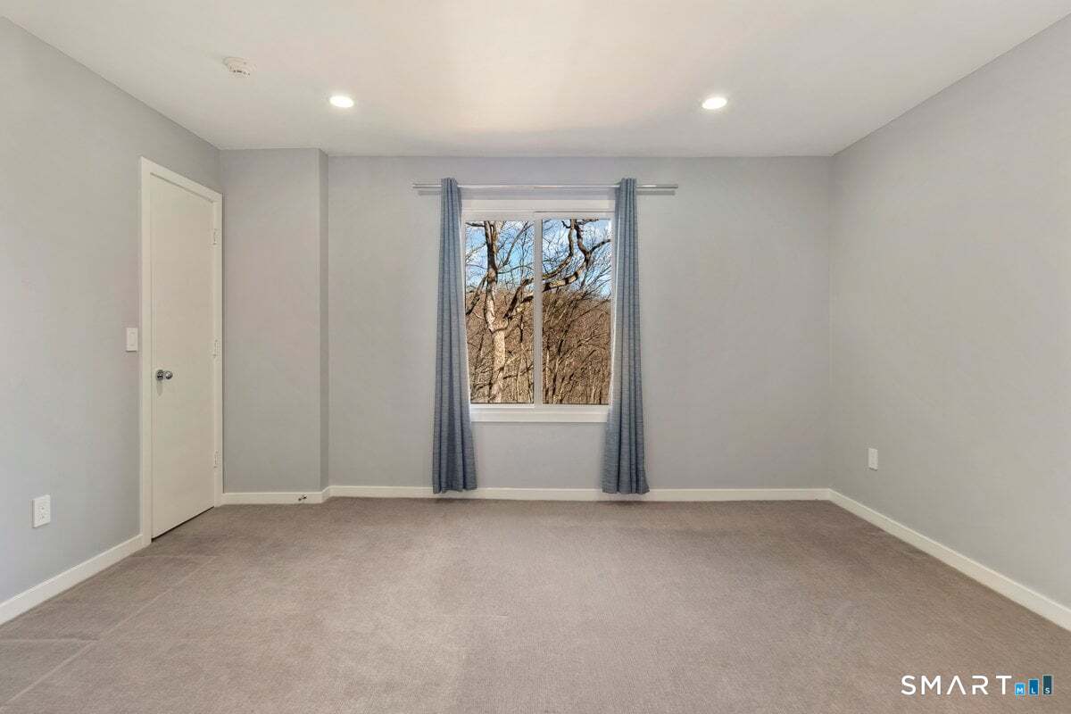 9 Patchen Lane Weston CT 06883