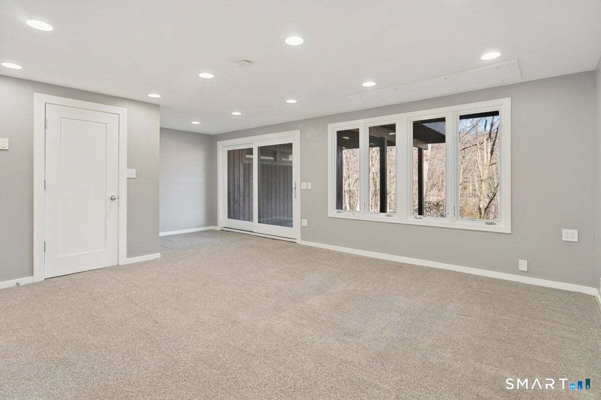9 Patchen Lane Weston CT 06883