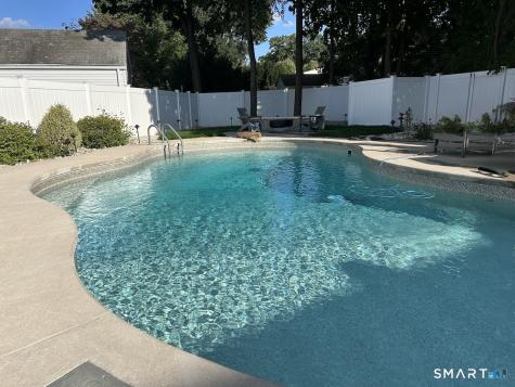 9 Robin Road Manchester CT 06042