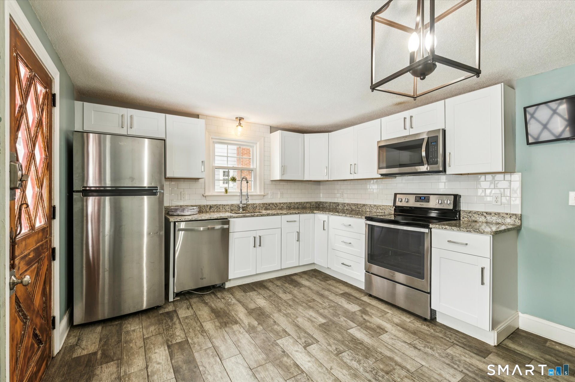 9 Robin Road Manchester CT 06042