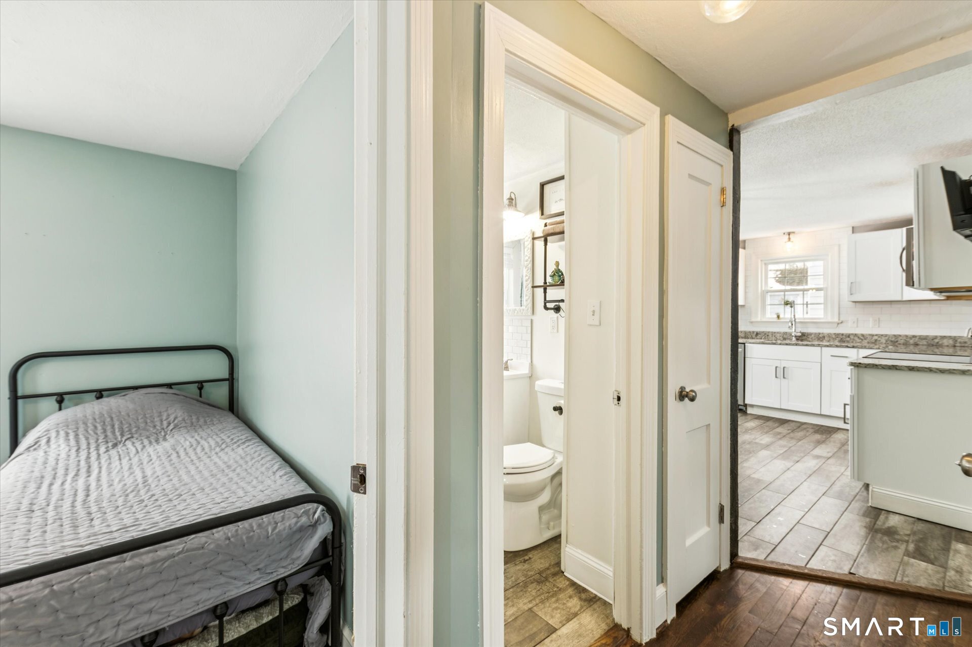 9 Robin Road Manchester CT 06042