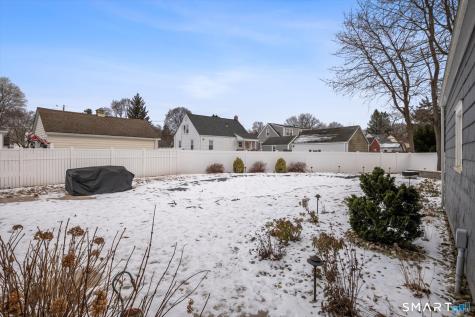 9 Robin Road Manchester CT 06042