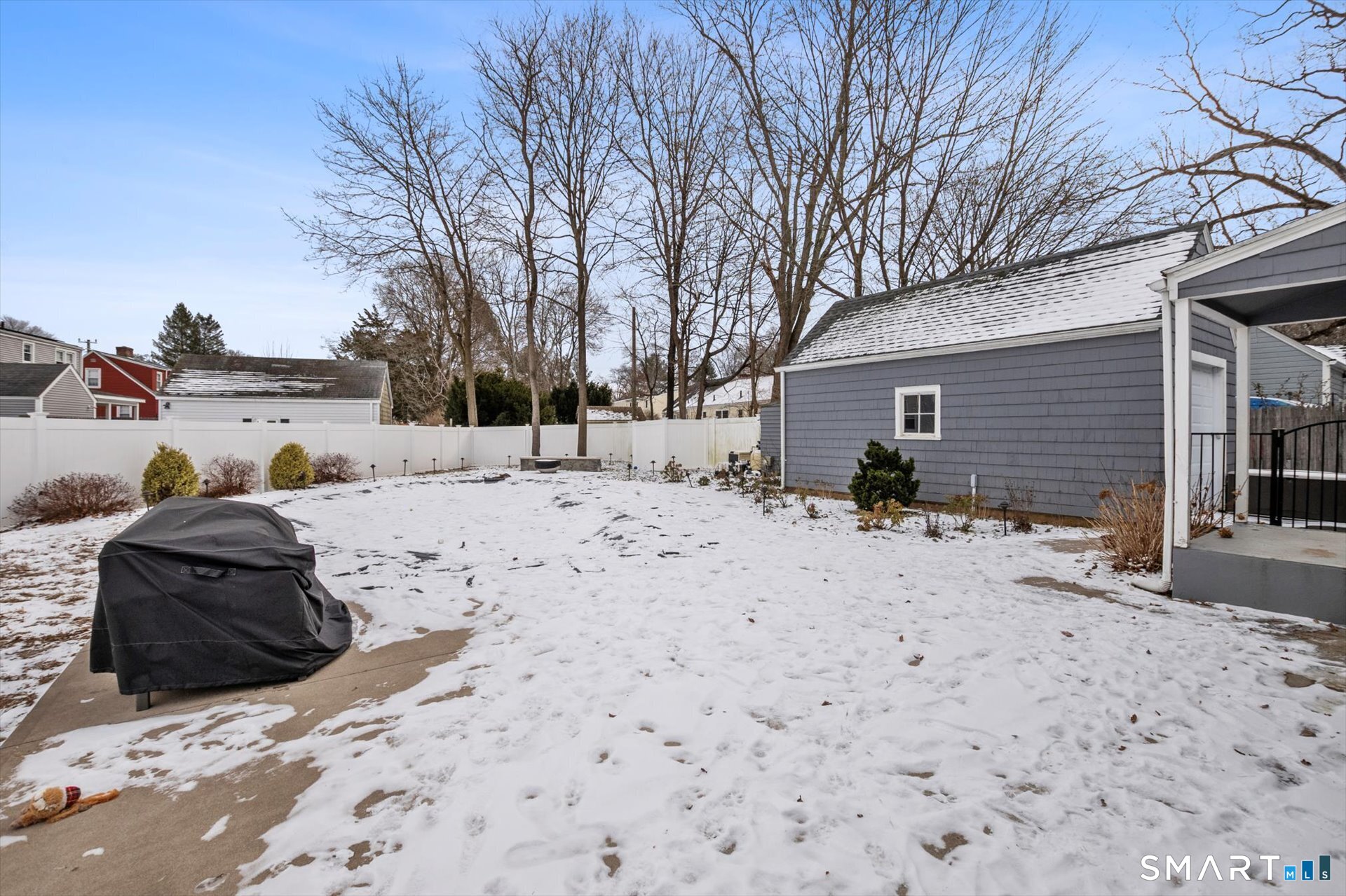 9 Robin Road Manchester CT 06042