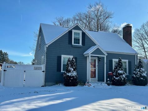 9 Robin Road Manchester CT 06042