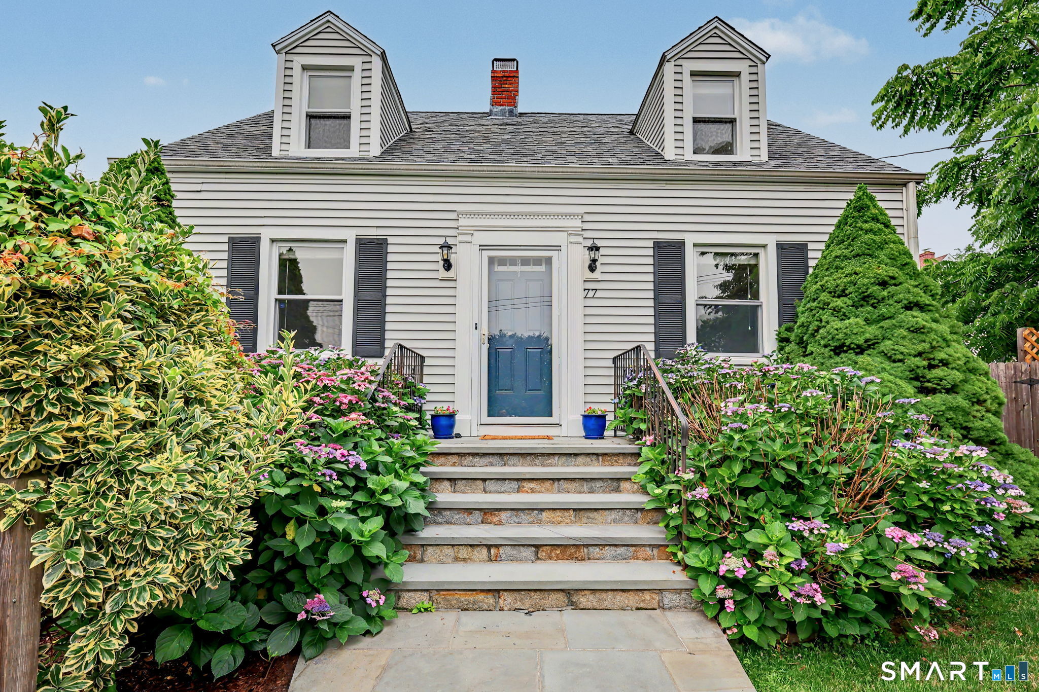77 Round Hill Road Fairfield CT 06824