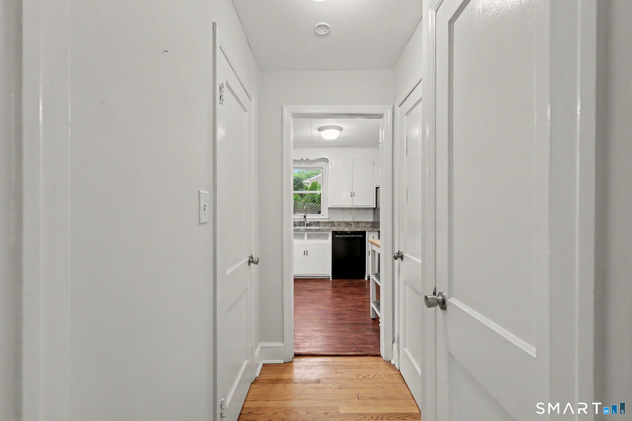 77 Round Hill Road Fairfield CT 06824