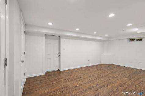 77 Round Hill Road Fairfield CT 06824